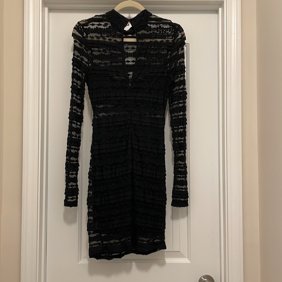 Lulus black lace dress with cutouts size small - Picture 3 of 4